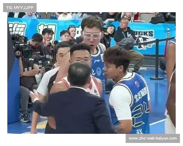 贺希宁带伤作战显血性 面部划伤仍坚持比赛不下火线